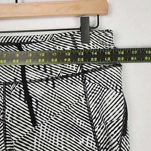 Champion Women's DuoDry Capri Legging XL? Vented Mesh Black Workout Run Yoga - Picture 10 of 13